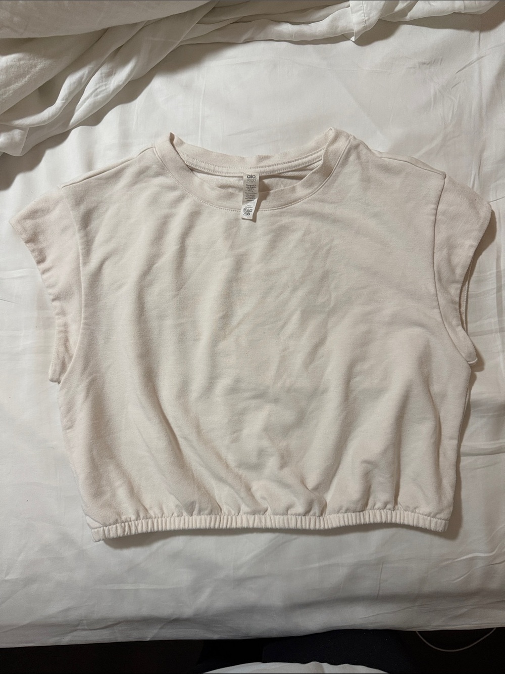Cropped Alo Tee